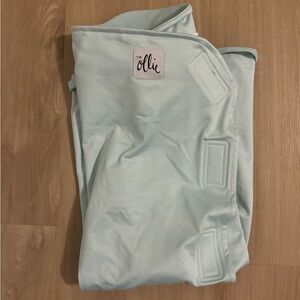 The Ollie Swaddle in Light Blue
